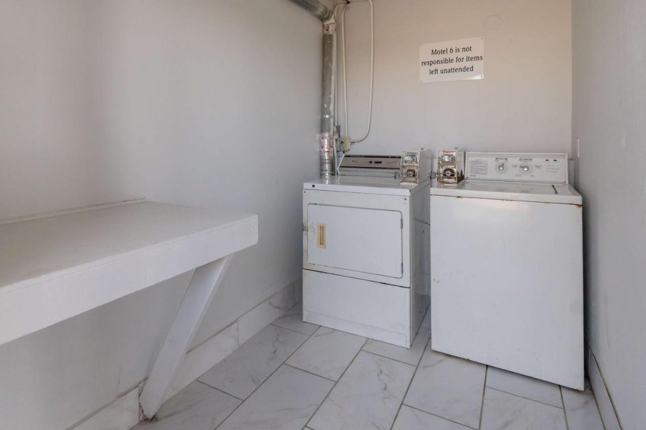 Motel 6 Irving - Loop 12 Εξωτερικό φωτογραφία