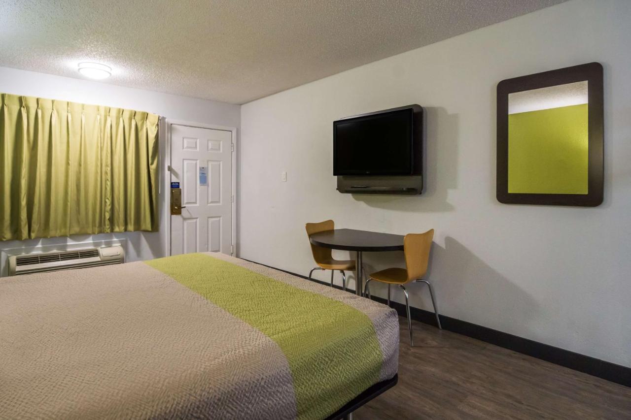 Motel 6 Irving - Loop 12 Εξωτερικό φωτογραφία