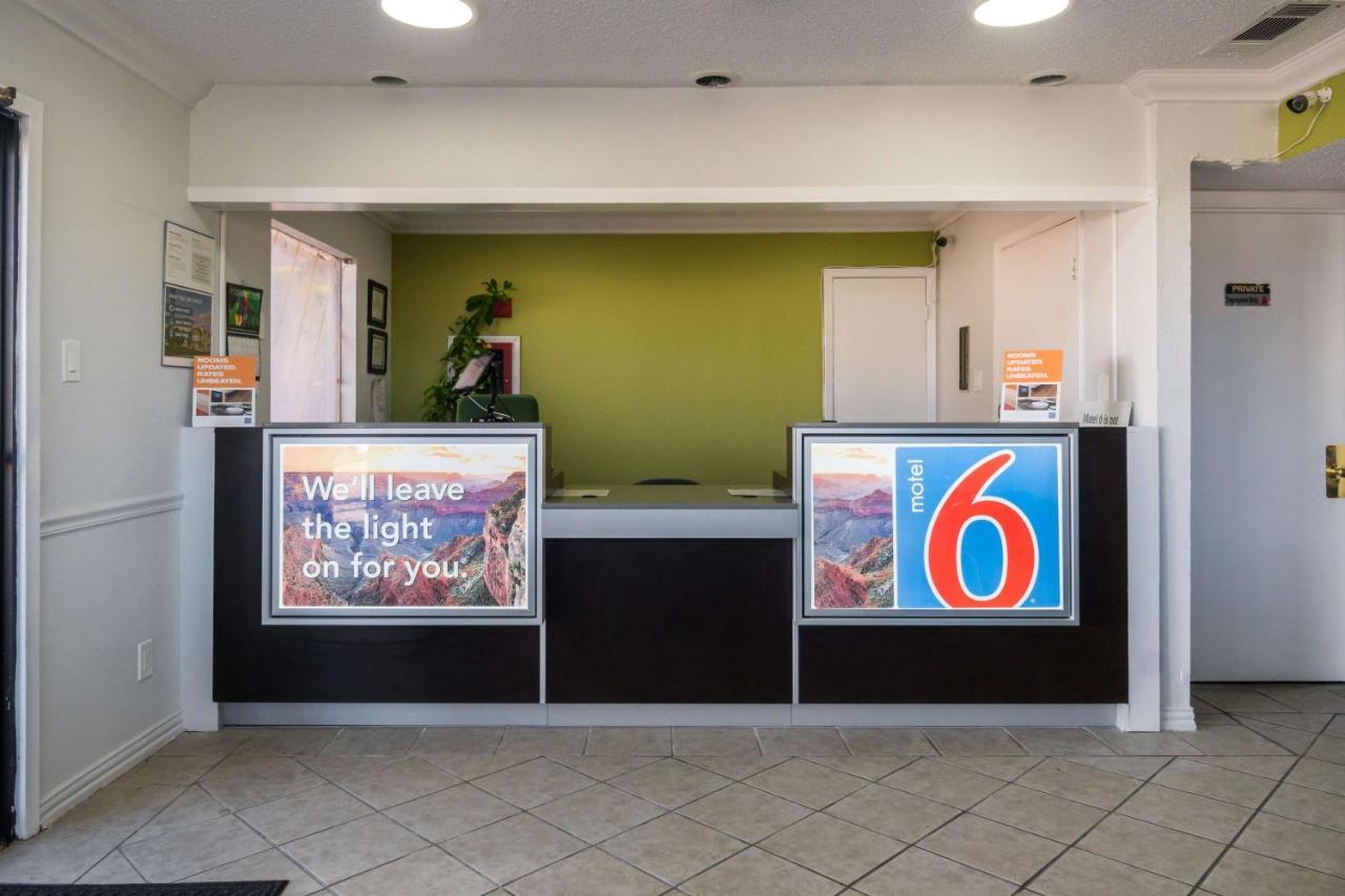 Motel 6 Irving - Loop 12 Εξωτερικό φωτογραφία